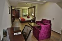 Clarion Inn Sevilla Panchkula Eksteriør billede